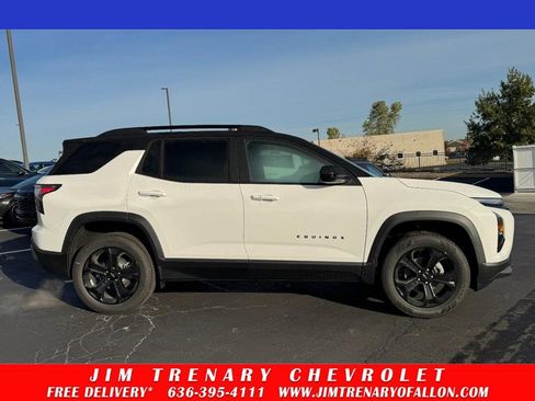 New 2026 Chevrolet Equinox LT w/ Convenience Package II FWD image 26