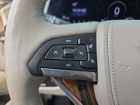 Used 2023 Cadillac Escalade Premium Luxury Platinum w/ Heavy-Duty Trailer Package AWD/4WD image 21