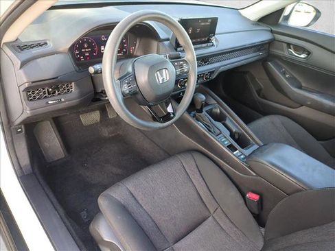 Used 2023 Honda Accord LX image 10