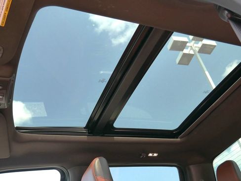 Used 2020 Ford F350 King Ranch w/ King Ranch Ultimate Package AWD/4WD image 25