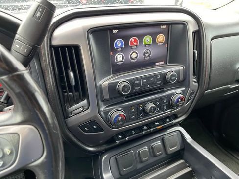 Used 2014 GMC Sierra 1500 SLT w/ All-Terrain Package AWD/4WD image 11