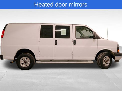 Used 2024 GMC Savana 2500 Work Van w/ Driver Convenience Package image 9