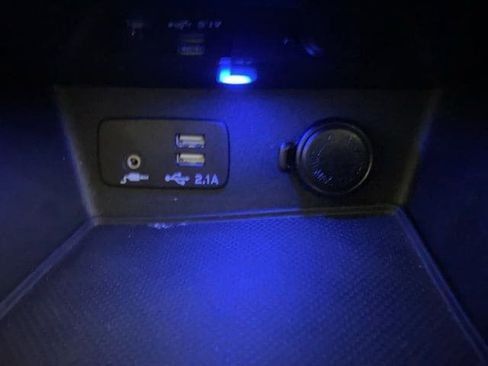 Certified 2024 Subaru Forester Premium AWD/4WD image 19