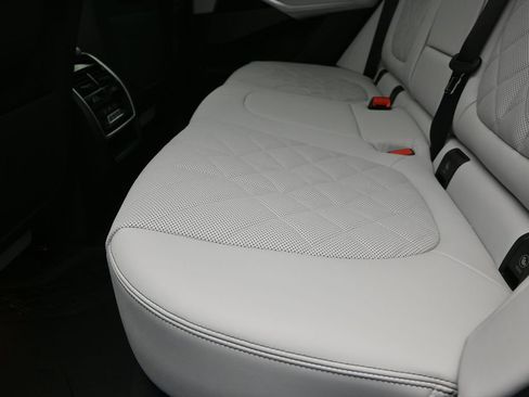 New 2026 BMW X5 sDrive40i w/ M Sport Package RWD image 16