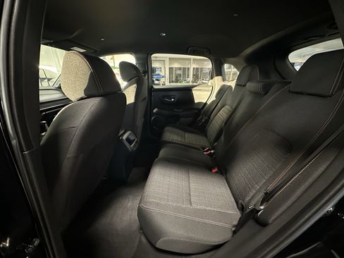 Used 2024 Honda HR-V Sport image 18