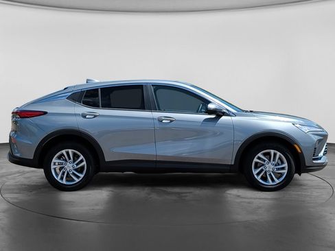 New 2026 Buick Envista Preferred w/ Convenience I Package FWD image 10