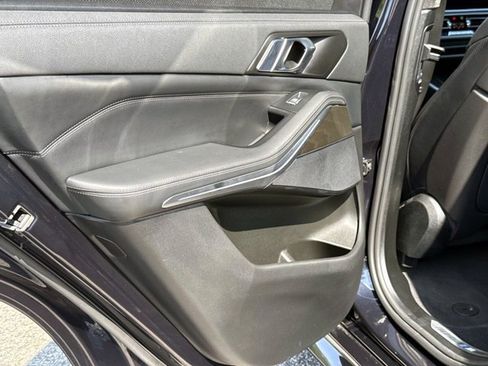 Used 2022 BMW X5 sDrive40i w/ M Sport Package RWD image 13