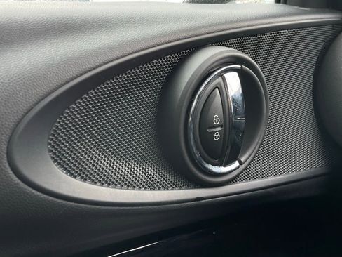 Used 2024 MINI Cooper Clubman S w/ Signature Upholstery Package image 13