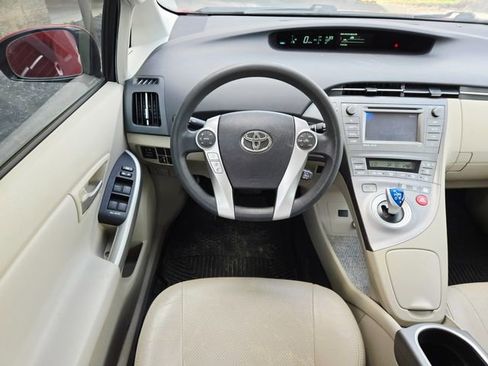 Used 2012 Toyota Prius Three image 12
