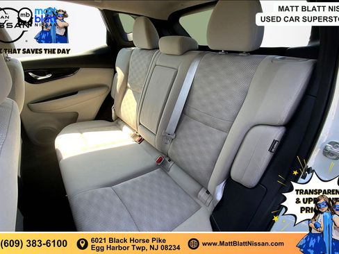 Used 2020 Nissan Rogue Sport SV AWD/4WD image 24