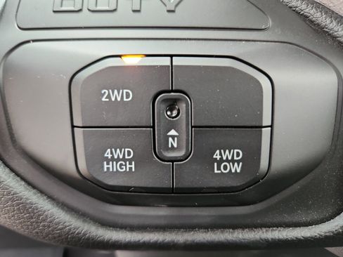 New 2025 RAM 2500 Big Horn image 32