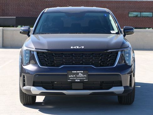 New 2026 Kia Sorento LX FWD image 7