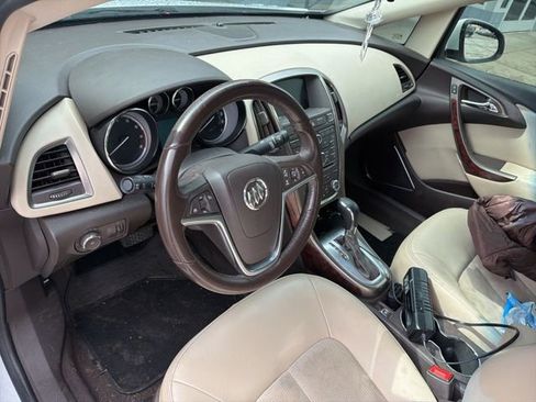 Used 2013 Buick Verano Base image 5