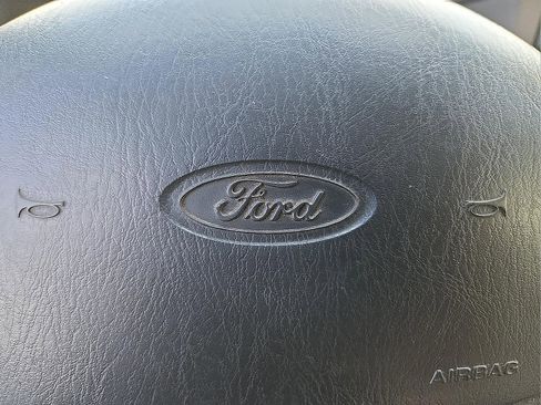 Used 2001 Ford F250 XLT RWD image 20