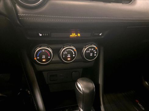 Used 2019 MAZDA CX-3 Touring image 31