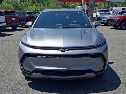 Certified 2024 Chevrolet Equinox EV LT AWD/4WD image 2