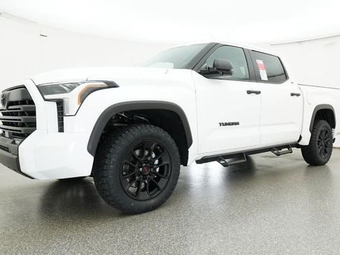 New 2026 Toyota Tundra SR5 AWD/4WD image 33