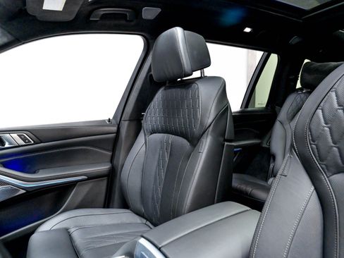 Used 2023 BMW ALPINA XB7 AWD/4WD image 14