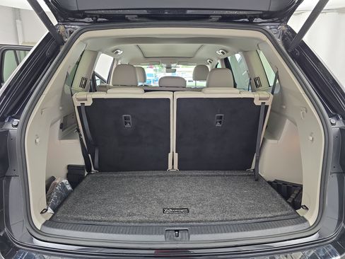 Used 2023 Volkswagen Atlas SEL AWD/4WD image 13