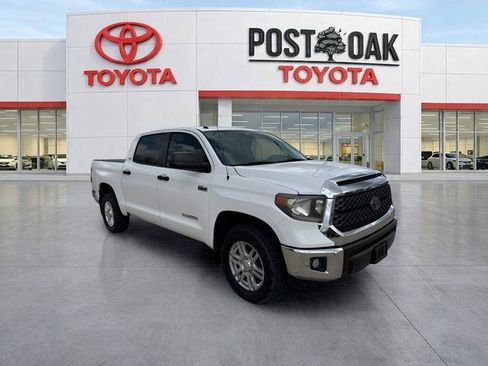 Used 2019 Toyota Tundra SR5 w/ SR5 Upgrade Package image 2