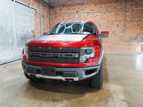 Used 2014 Ford F150 Raptor w/ Equipment Group 801A Luxury AWD/4WD image 6