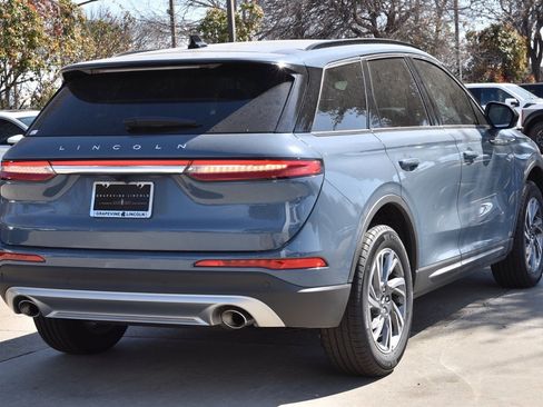 New 2026 Lincoln Corsair Premiere image 7