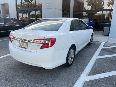 Used 2012 Toyota Camry XLE image 2