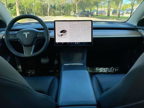 Used 2023 Tesla Model 3 Standard Range image 22