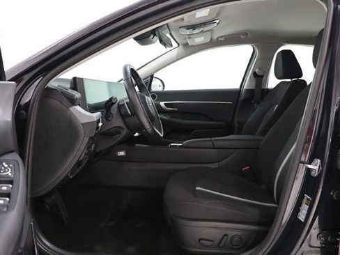 Used 2026 Hyundai Sonata SEL FWD image 19