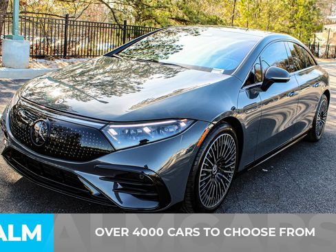 Used 2024 Mercedes-Benz EQS 580 4MATIC Sedan image 3