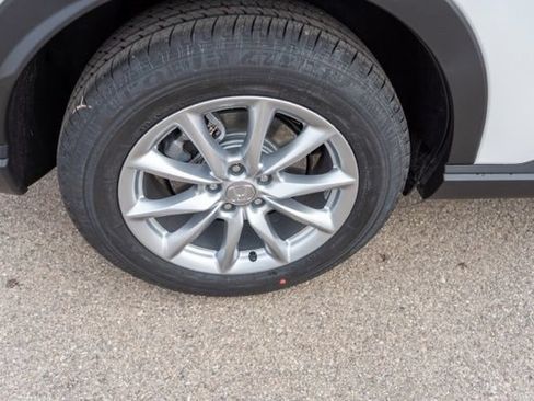 Used 2024 Honda CR-V EX image 10
