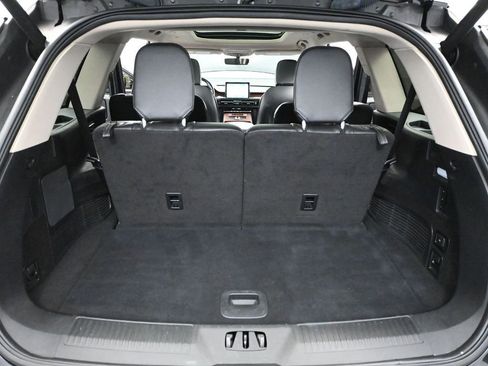 Used 2023 Lincoln Aviator Reserve w/ Class IV Trailer Tow Package AWD/4WD image 45