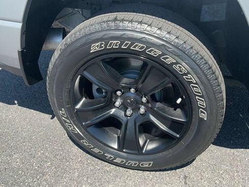 Used 2024 RAM 1500 Big Horn AWD/4WD image 5