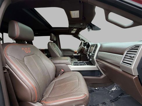 Used 2017 Ford F250 King Ranch w/ King Ranch Ultimate Package image 14