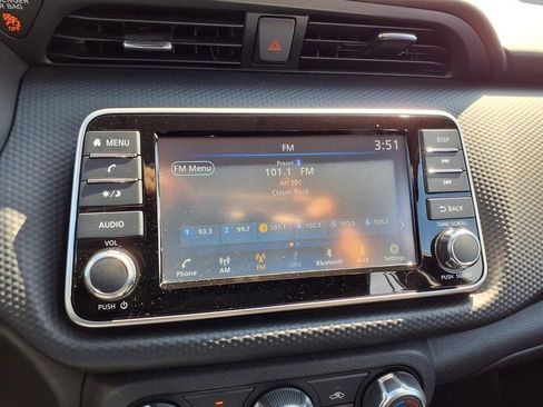 Used 2025 Nissan Kicks Play S FWD image 5
