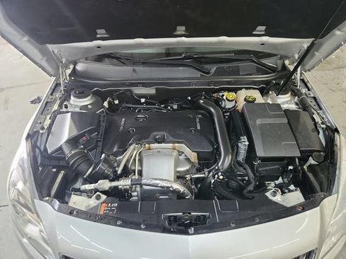 Used 2016 Buick Regal FWD image 31