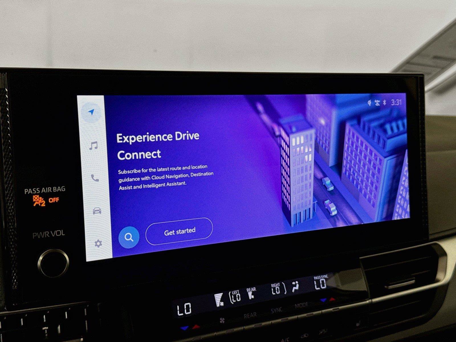 Certified 2025 Toyota Sienna XLE FWD image 7