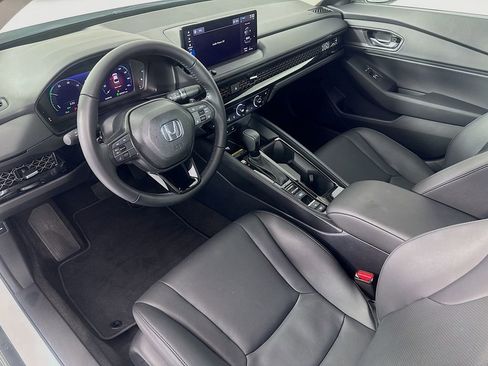 Certified 2025 Honda Accord EX-L image 9