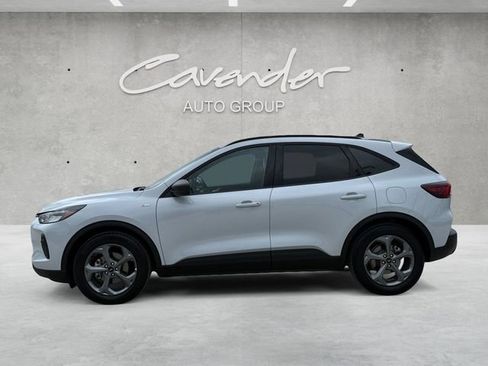 Used 2025 Ford Escape ST-Line image 13