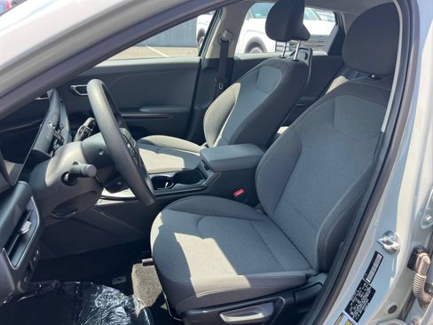 Used 2025 Kia K4 FWD image 31