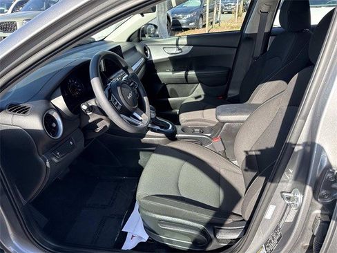 Certified 2023 Kia Forte LXS image 14