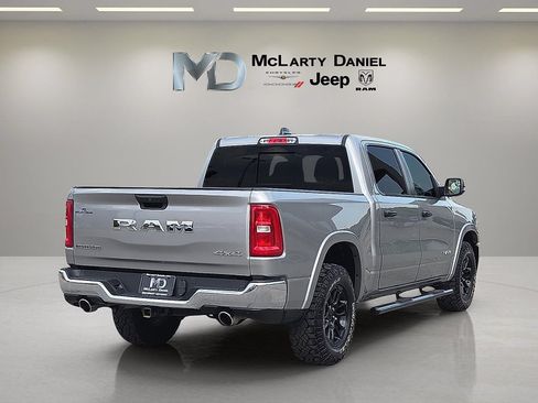 Used 2025 RAM 1500 Big Horn AWD/4WD image 5