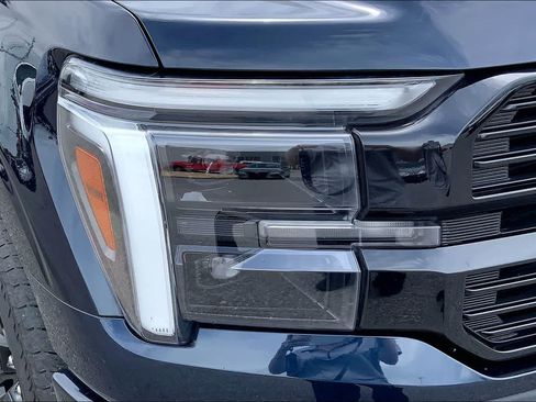Certified 2025 Ford F150 Platinum AWD/4WD image 27