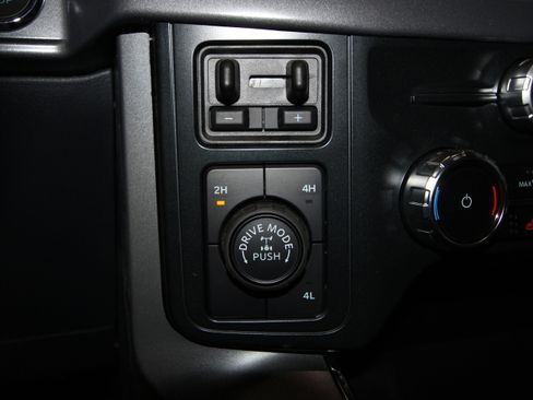 New 2025 Ford F150 XLT w/ Equipment Group 302A MID image 14