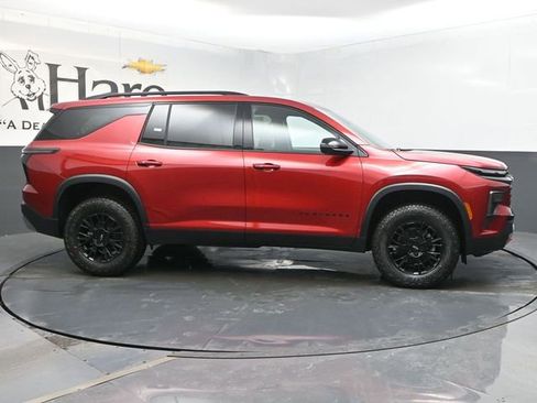 New 2026 Chevrolet Traverse Z71 w/ Driver Confidence Package image 1