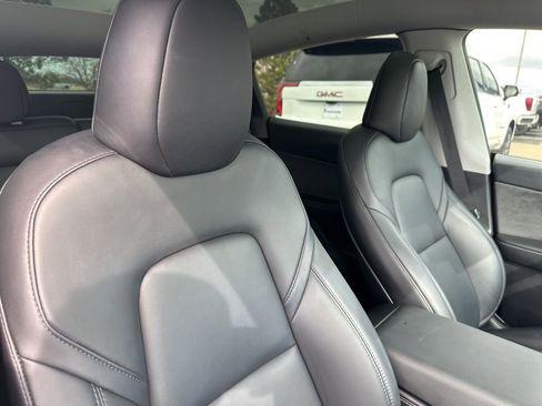 Used 2023 Tesla Model Y Long Range image 26