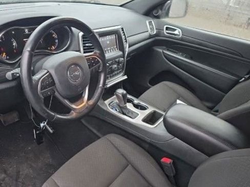 Used 2021 Jeep Grand Cherokee Laredo w/ Security & Convenience Group image 6