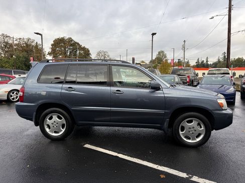 Used 2005 Toyota Highlander Limited image 8
