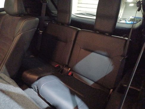 Used 2024 Mitsubishi Outlander SE image 25