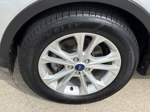 Used 2019 Ford Escape SEL FWD image 14